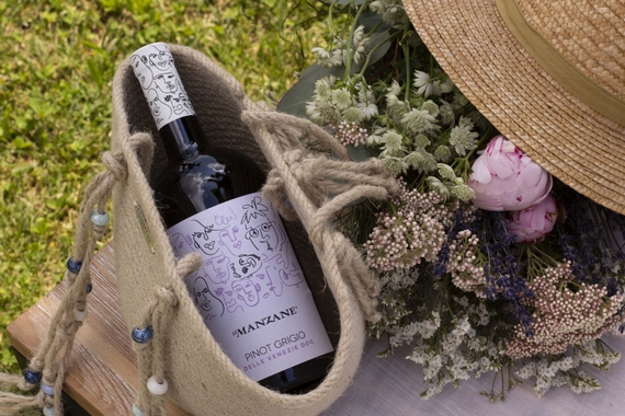 Pinot Grigio etichetta borsa e cappello 1 570