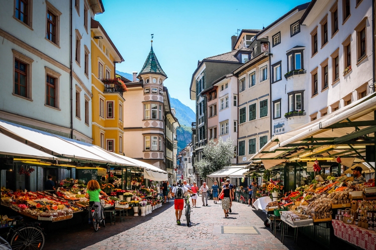 Bolzano centro aprile 2024.jpg